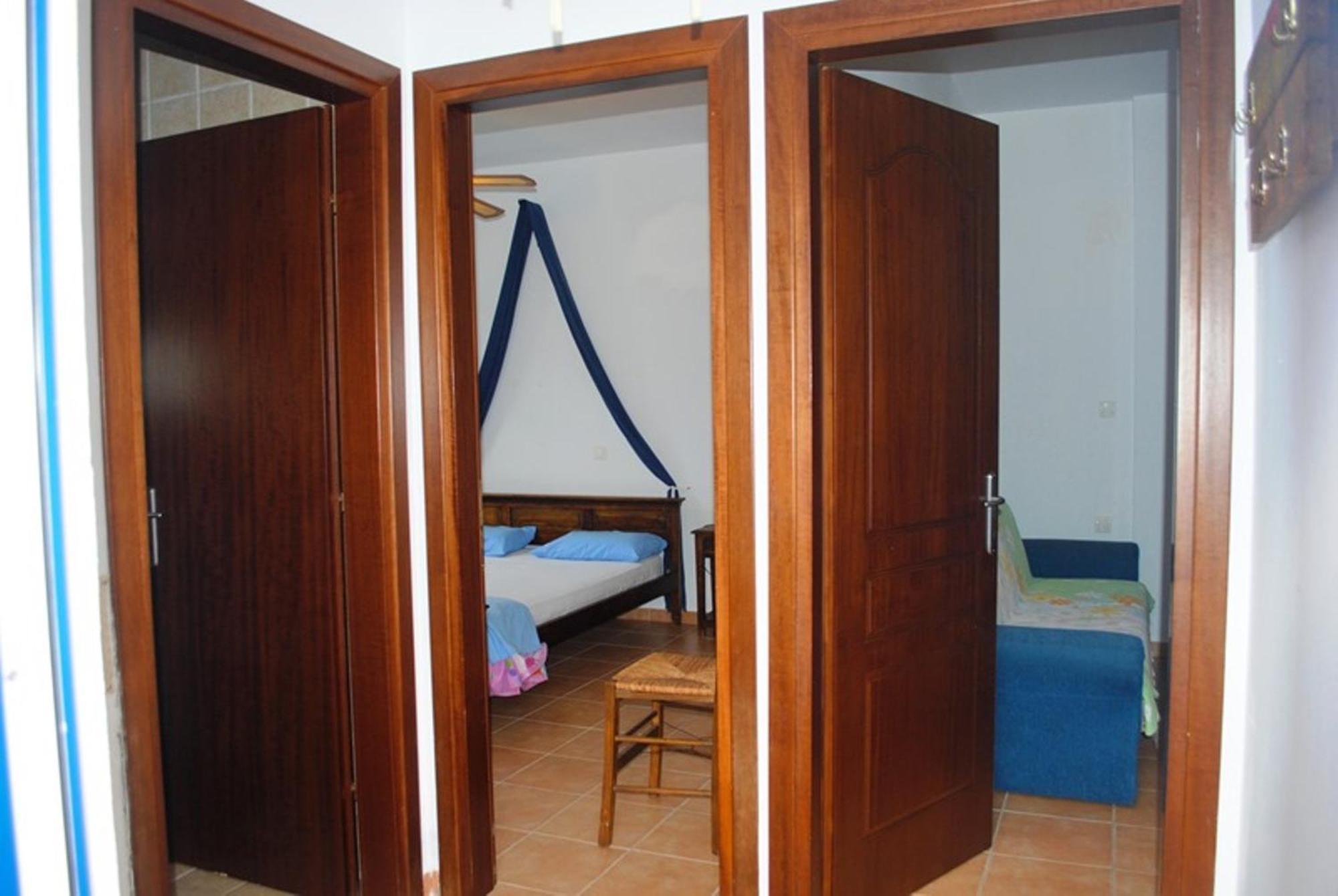 Archondissa Beach Aparthotel Therma  Bilik gambar