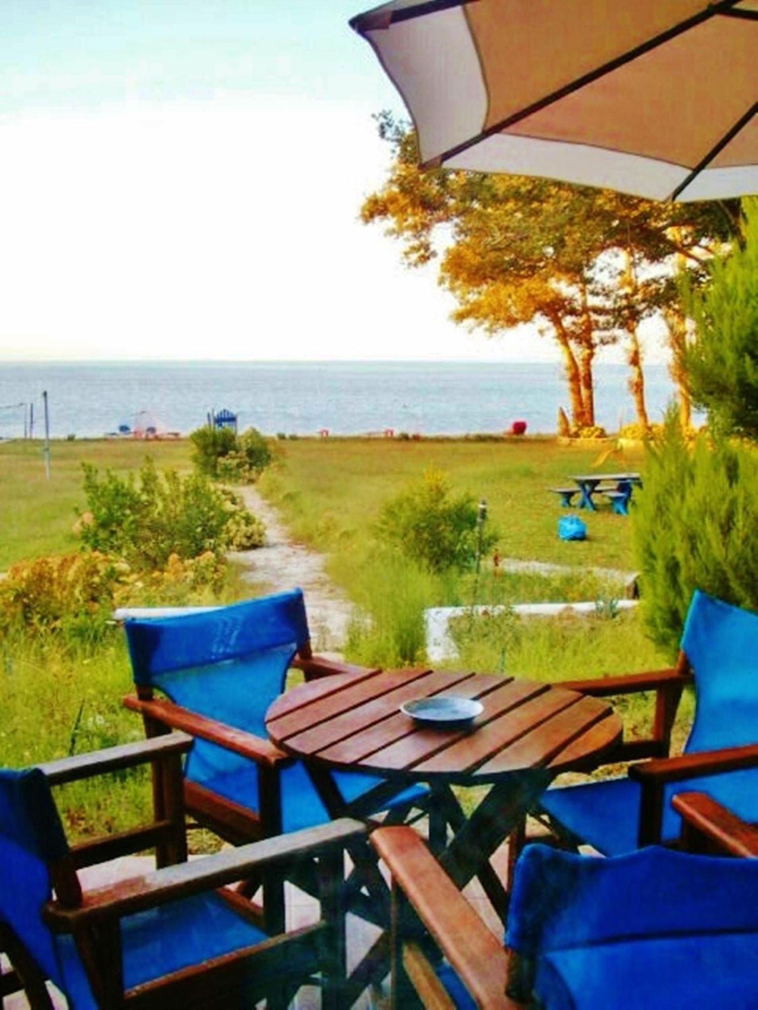 Archondissa Beach Aparthotel Therma  Bilik gambar